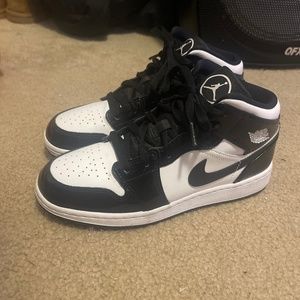 jordan 1 carbon twists mid ( youth 6 ) (fits women 7 1/2)